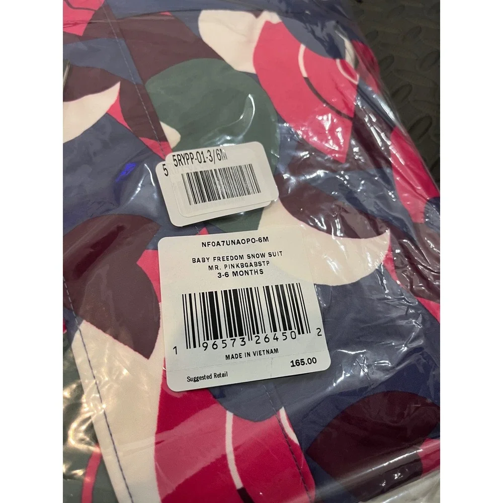 NEW The North Face‎ Baby Freedom Snow Suit 3-6 Months Pink Abstract NF0A7UNA